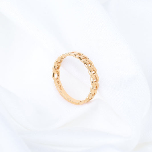 Yellow Gold | shot 3