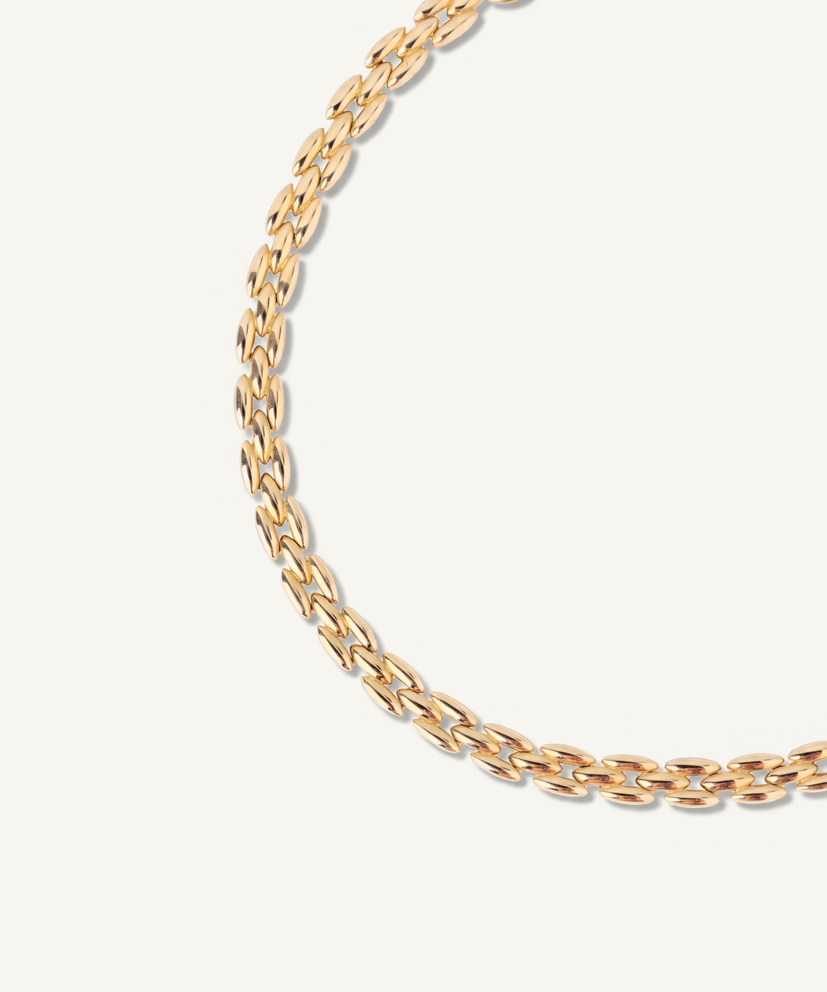 Grain Link Bracelet in 14K yellow gold, close-up of the links