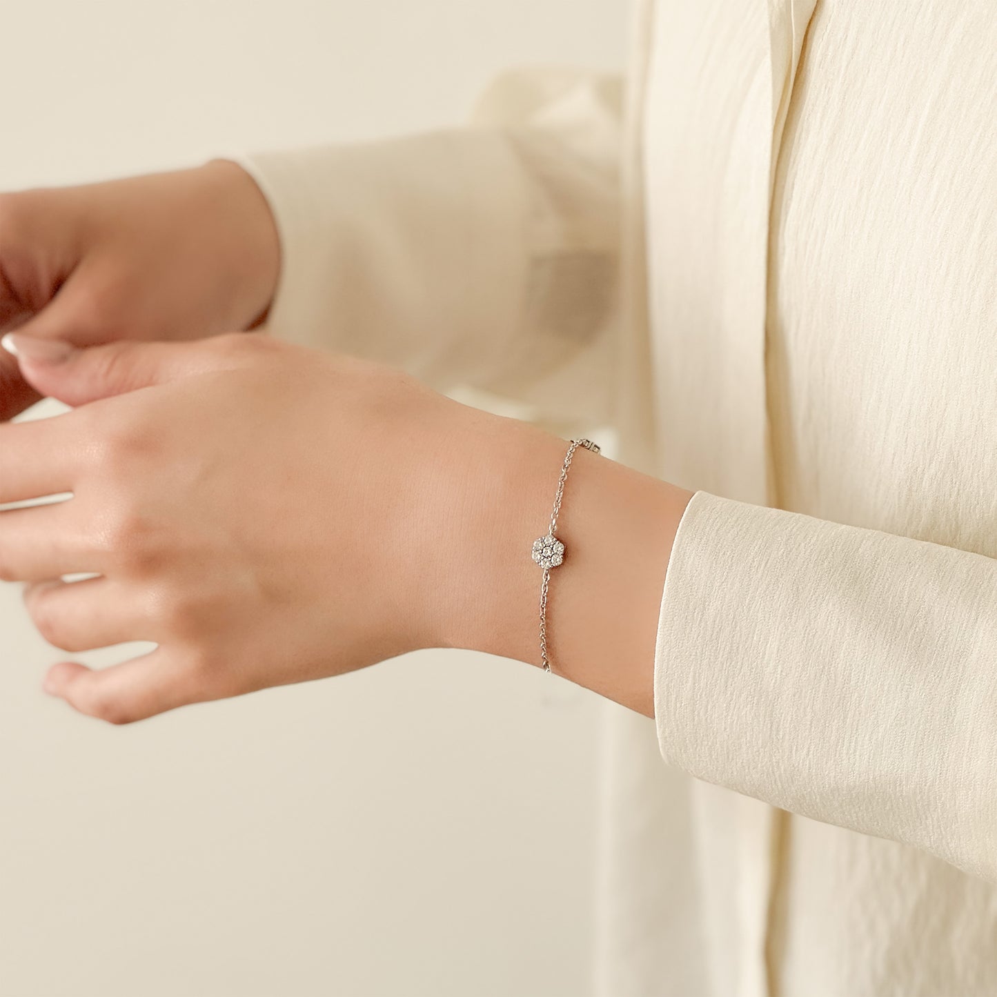 Hwaon Bracelet
