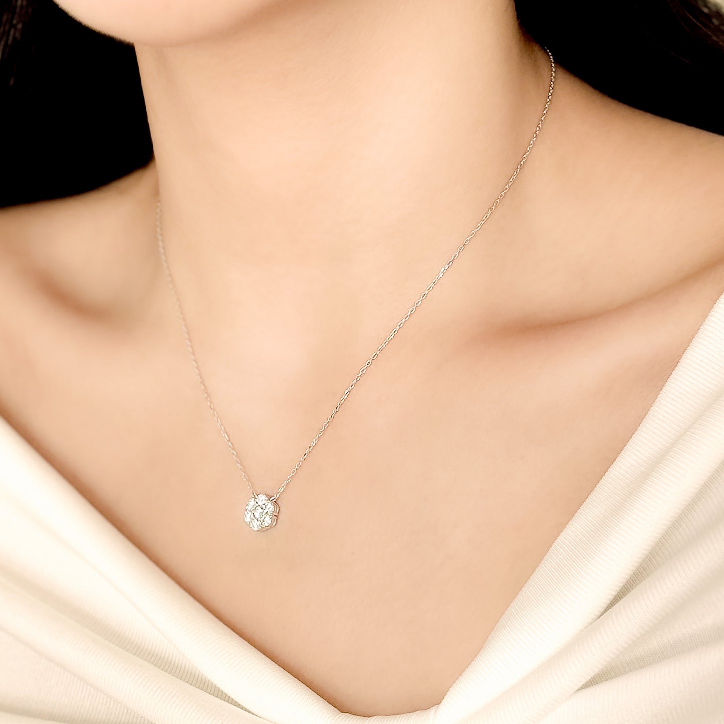 Hwaon Necklace