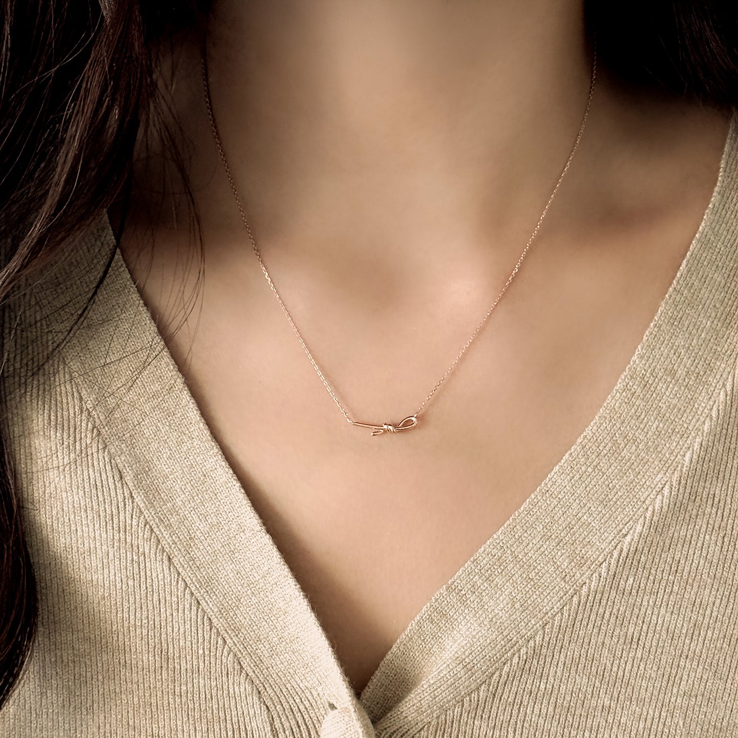 Knot Loop Necklace