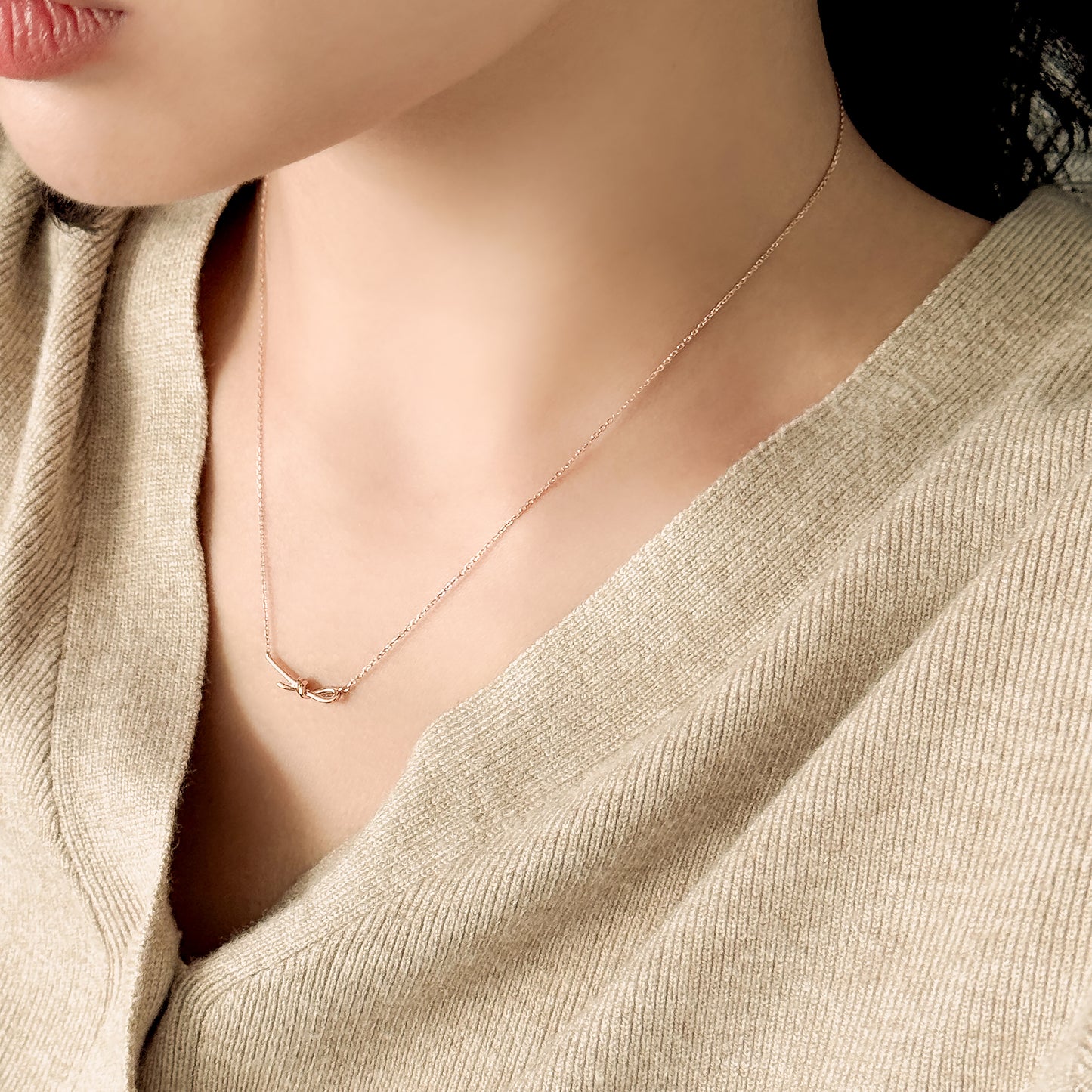 Knot Loop Necklace