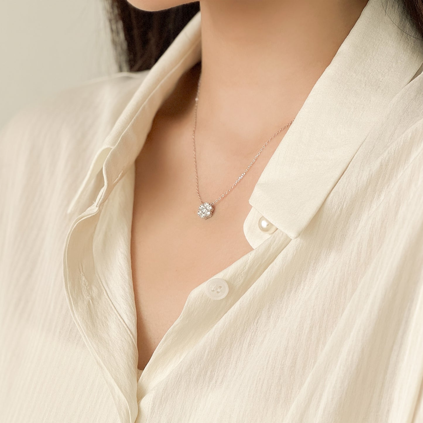 Hwaon Necklace