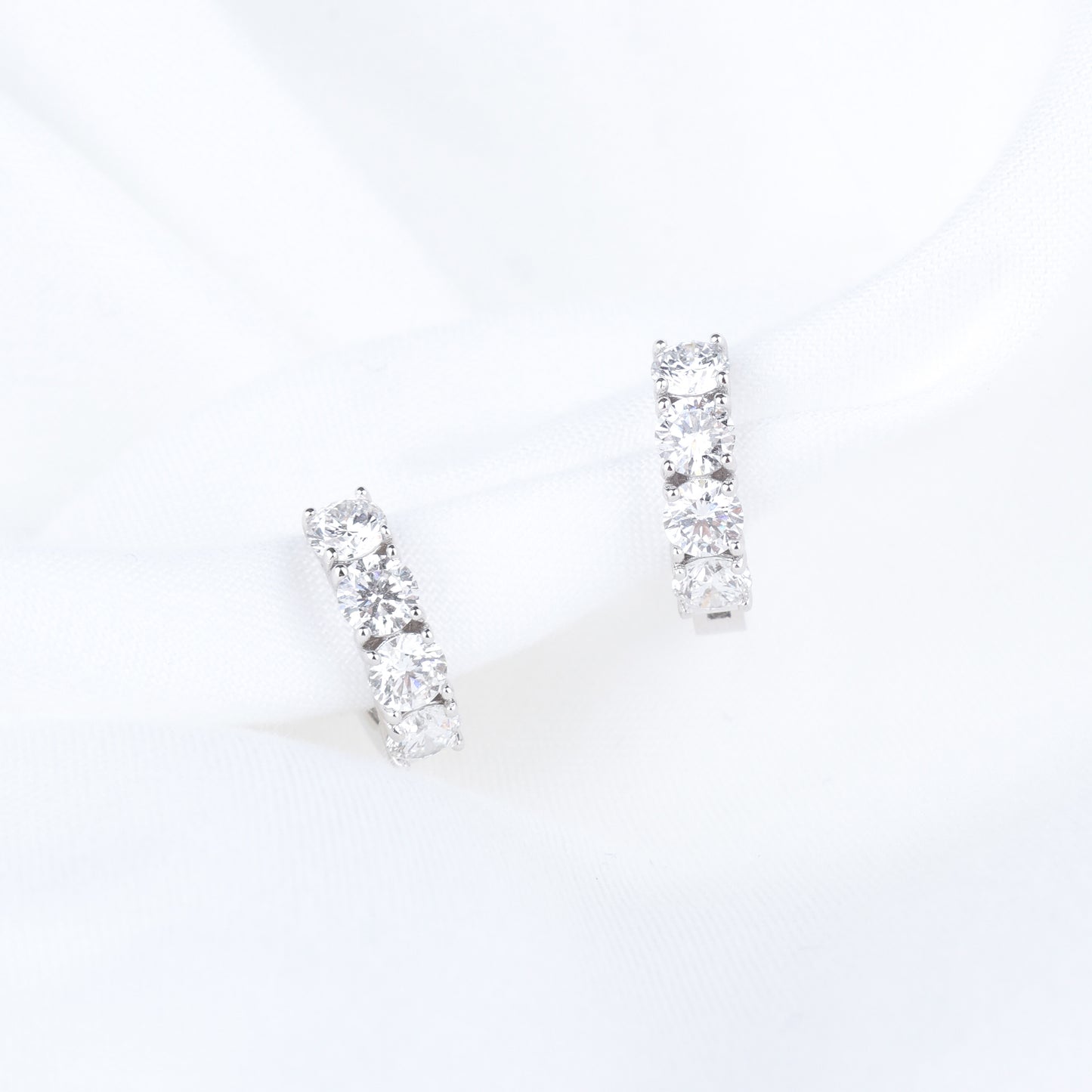 1.6 TCW Lab Grown Diamond Hoop Earrings