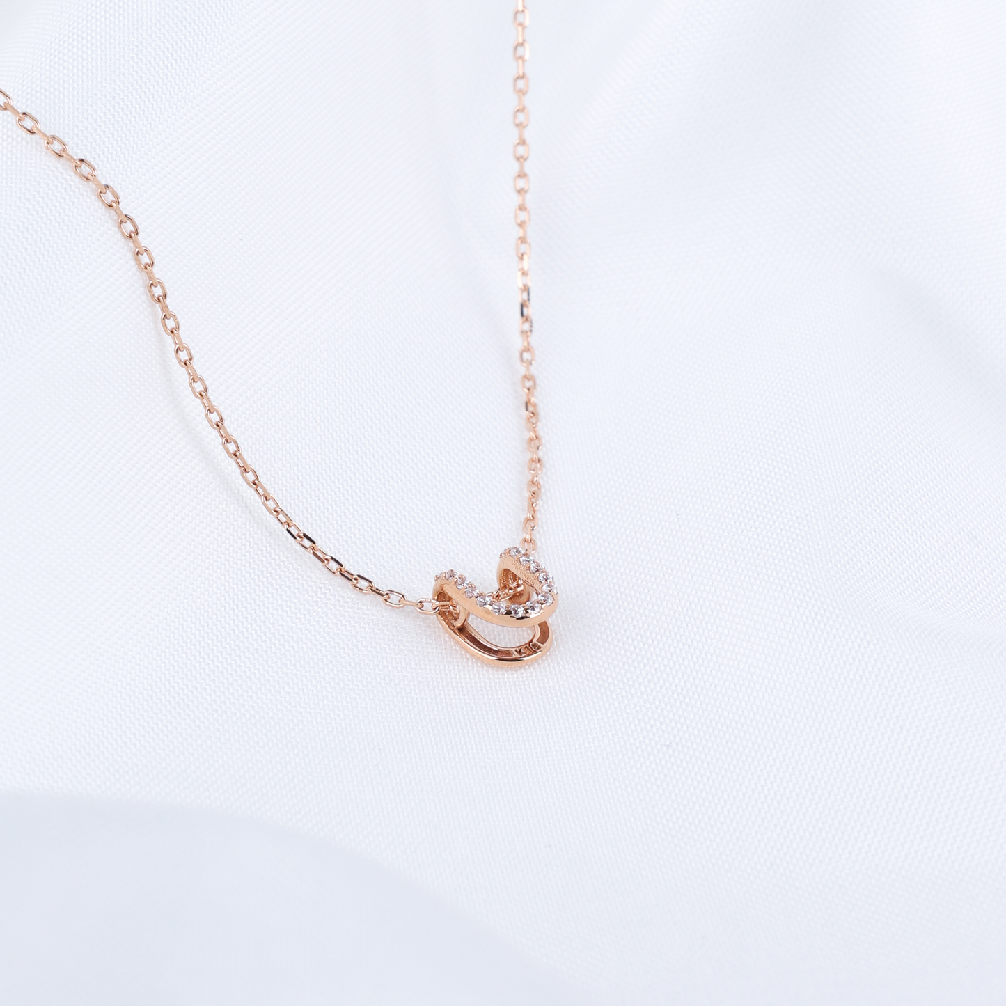 Luce Lock Necklace