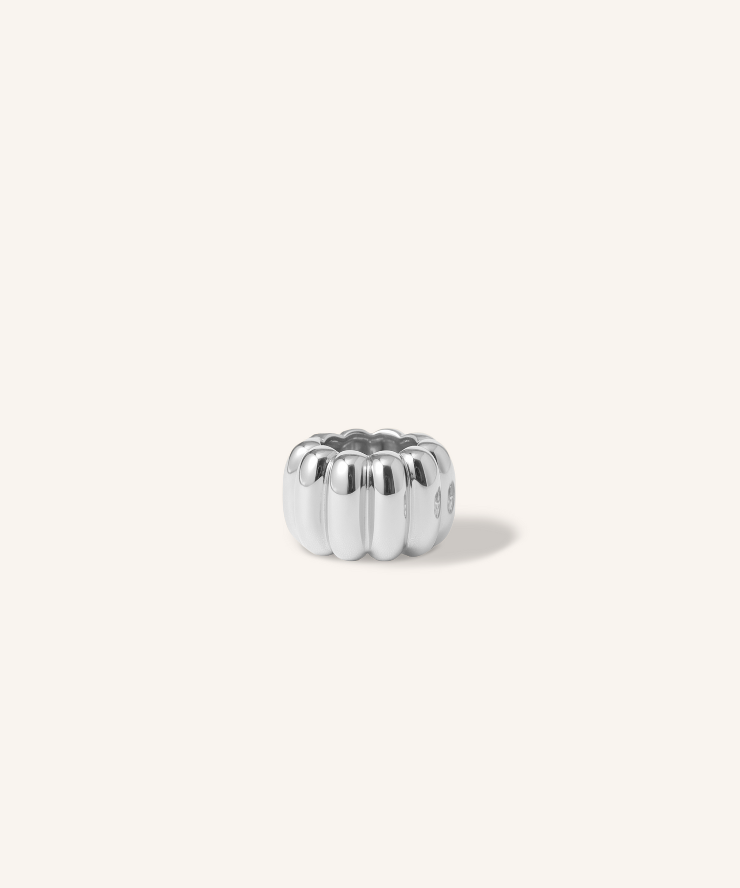 Canelé Pendant