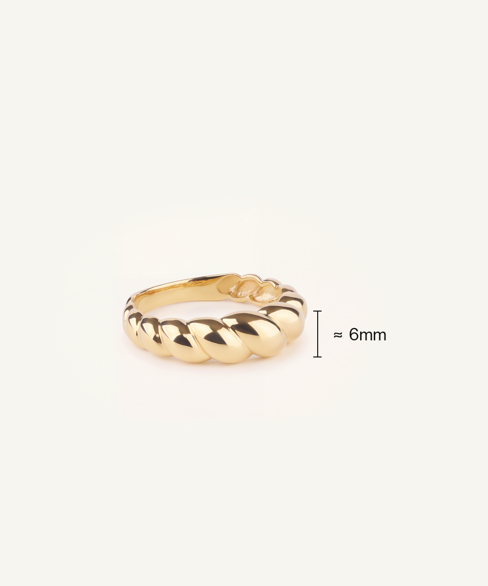 Croissant Ring